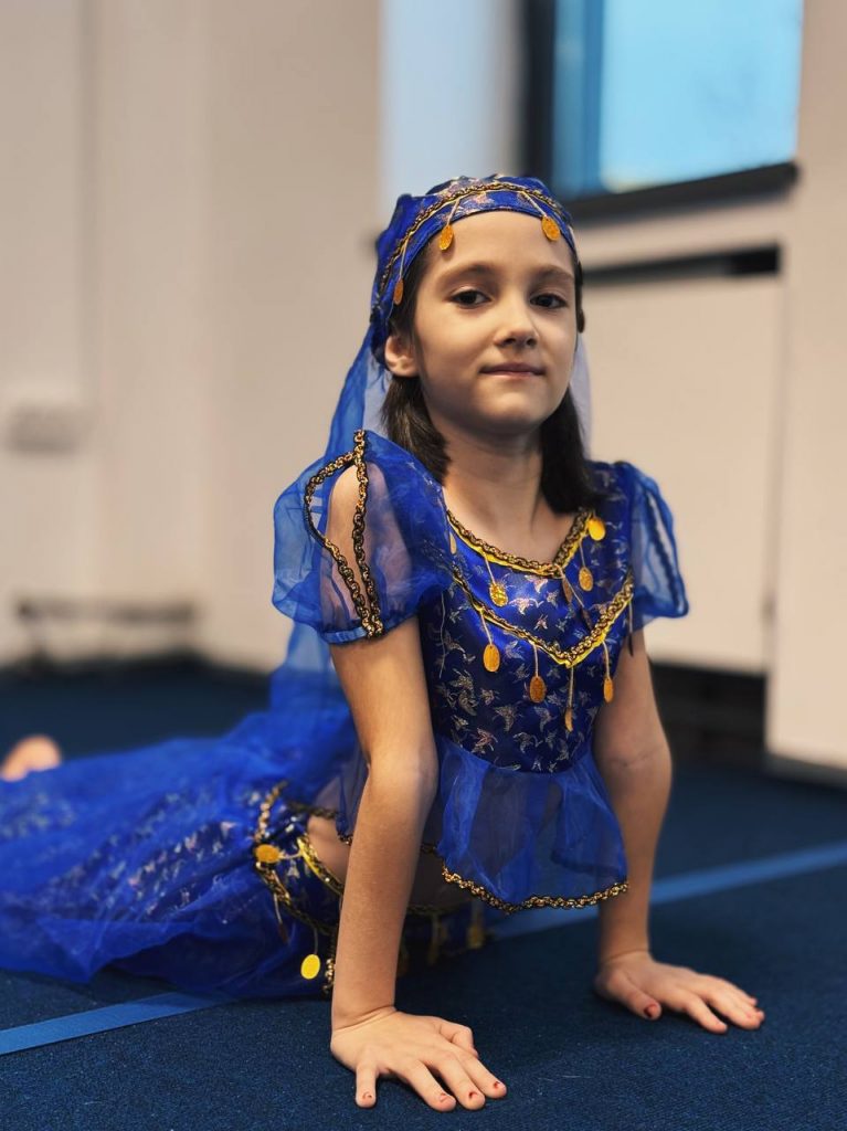 В «ЧирЛэнд» осваиваем элементы легко. Для вовлеченности и роста детей.